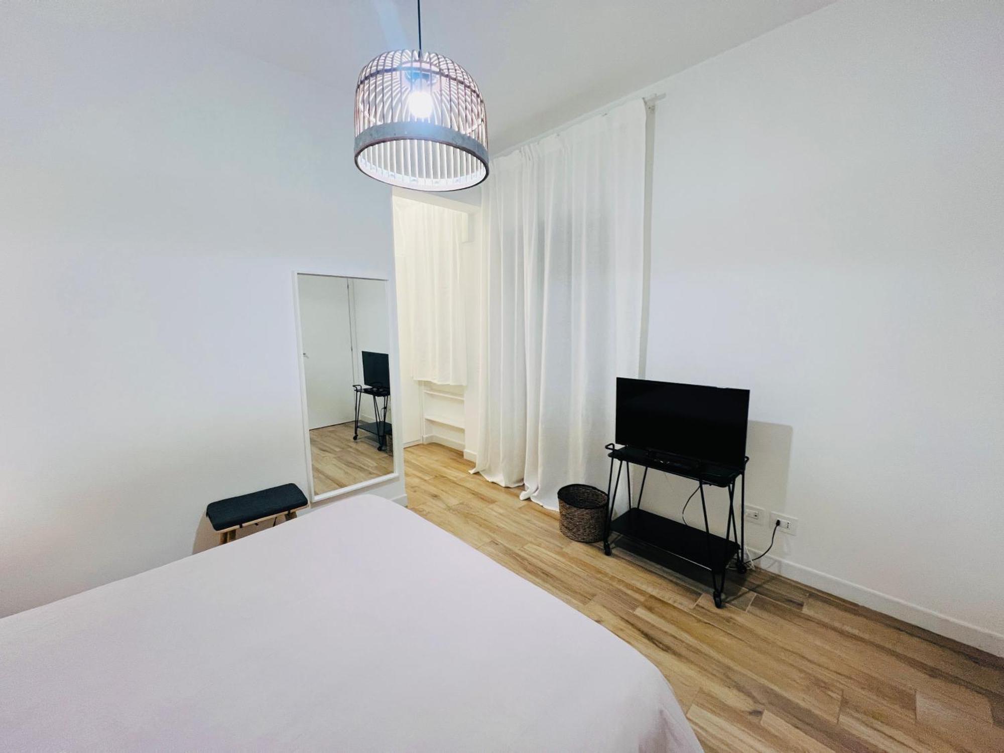 Bellhome 3 - Elegante Appartamento Nel Centro Di Bari Zewnętrze zdjęcie