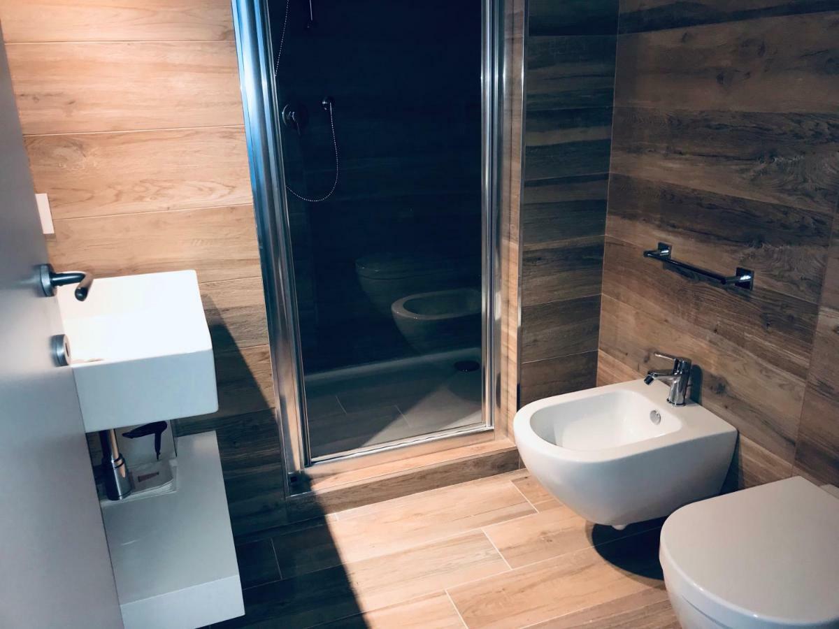 Bellhome 3 - Elegante Appartamento Nel Centro Di Bari Zewnętrze zdjęcie